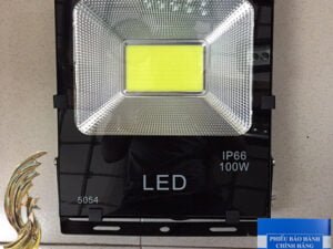 Đèn Pha Led 11SMD-100W - Đèn Led 100W IP66 Mặt Kính Cường Lực Cao Cấp